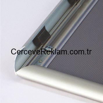 guvenlikli-aluminyum-cerceve-b2-50x70-45mm-02